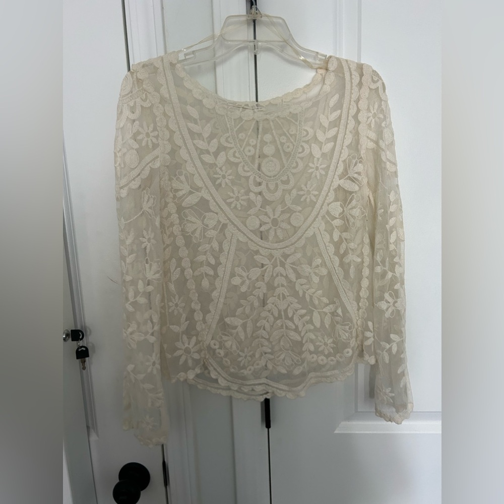 Cream floral lace top - Picture 1 of 2